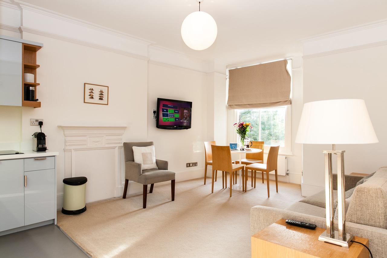 Blueprint Living Apartments - Doughty Street Londen Buitenkant foto