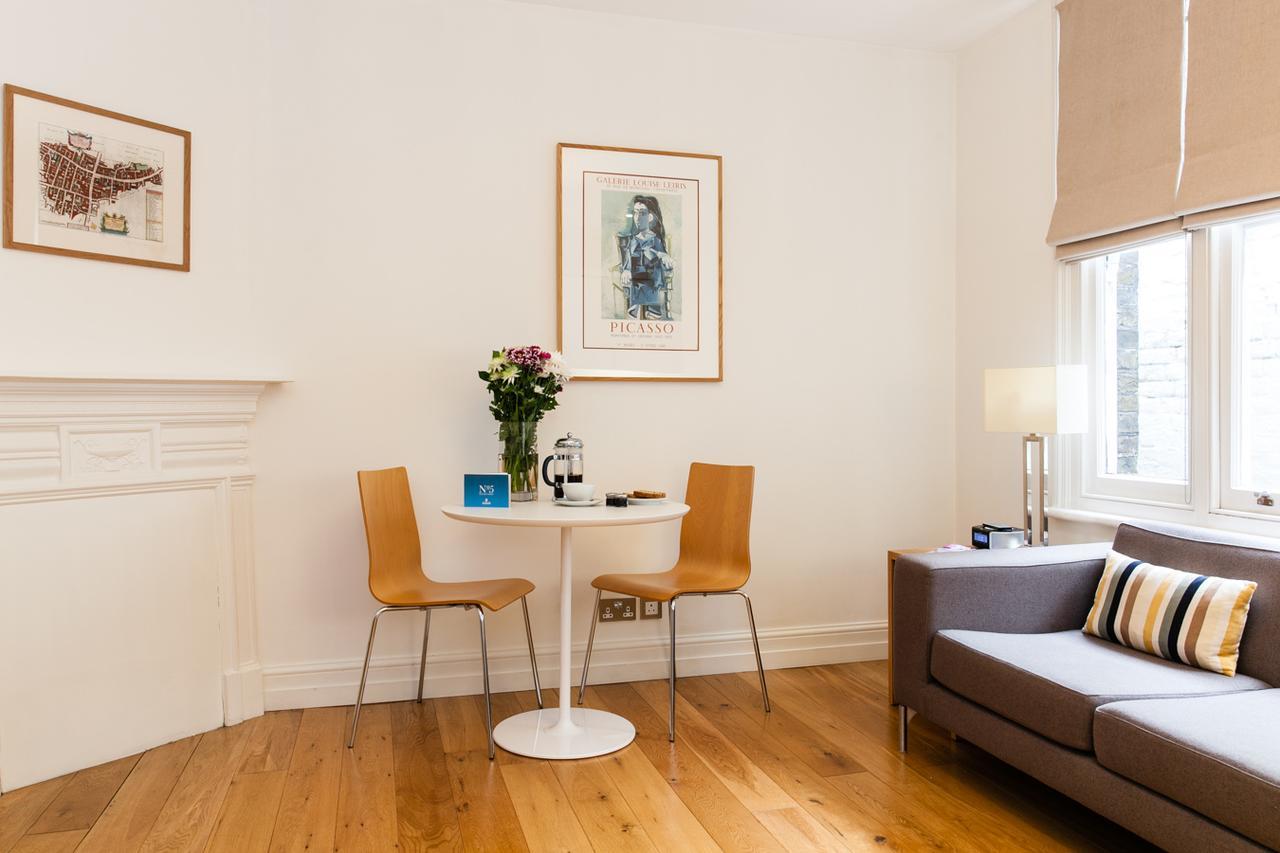 Blueprint Living Apartments - Doughty Street Londen Buitenkant foto