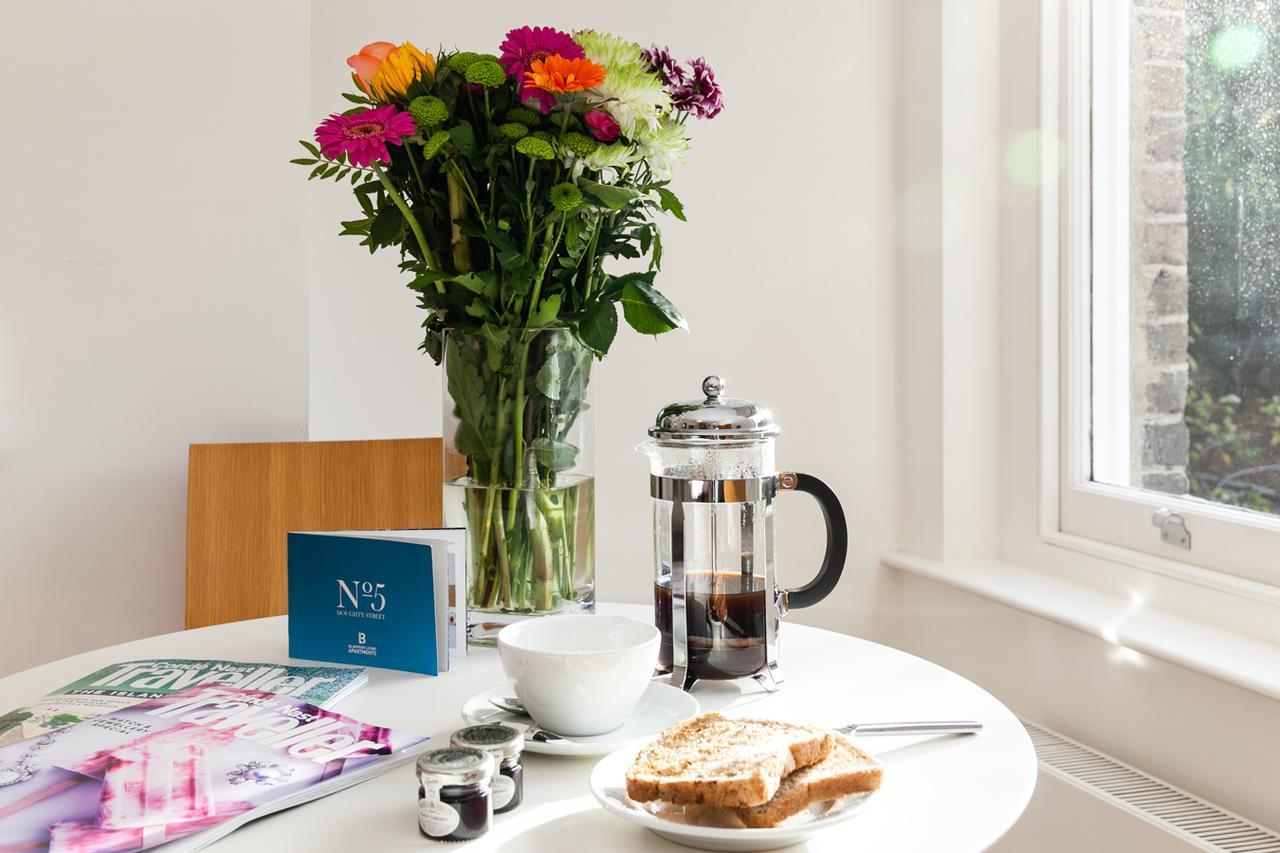 Blueprint Living Apartments - Doughty Street Londen Buitenkant foto